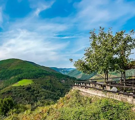 La Casa De Cela 펜션 Cela (Asturias)